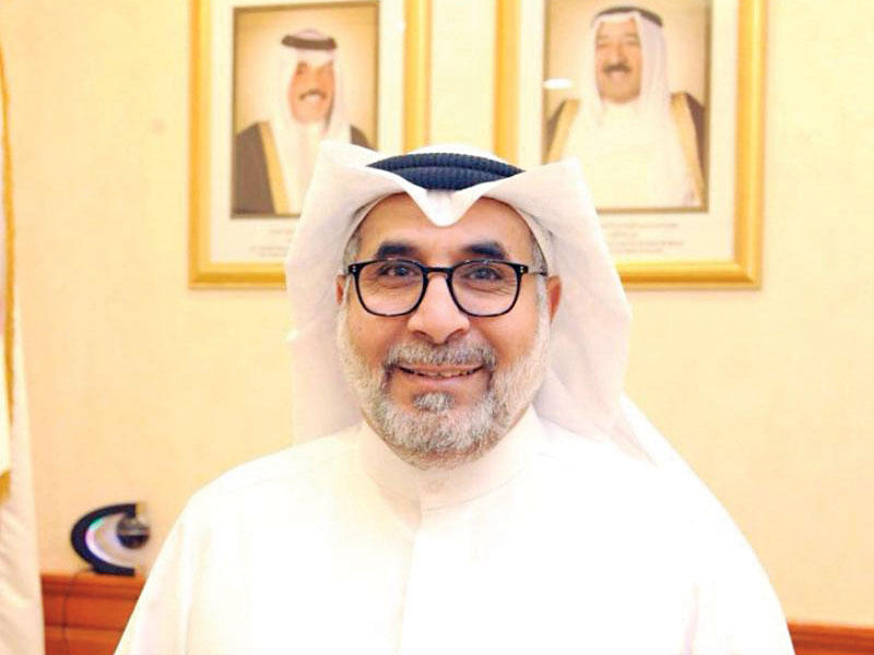 المدير العام للإدارة العامة للطيران المدني يوسف الفوزان