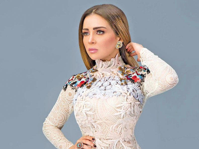 مي عز الدين