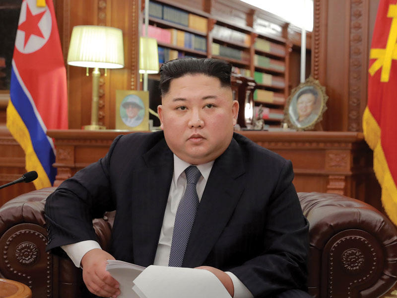 الزعيم الكوري الشمالي خلال إلقائه كلمته في بيونغ يانغ أمسt (رويترز)