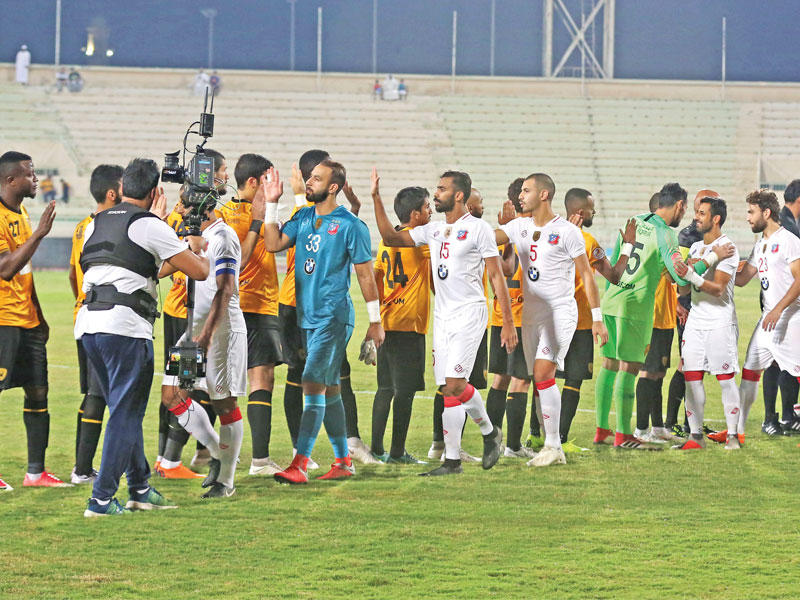 لقاء سابق للقادسية والكويت قبل صافرة الحكم