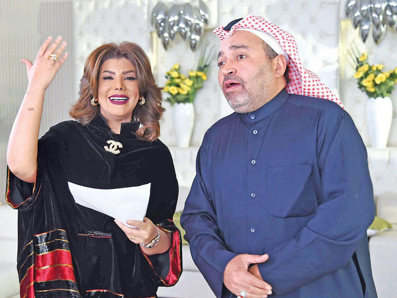 العجيمي مع إلهام الفضالة في «المسا فات» 