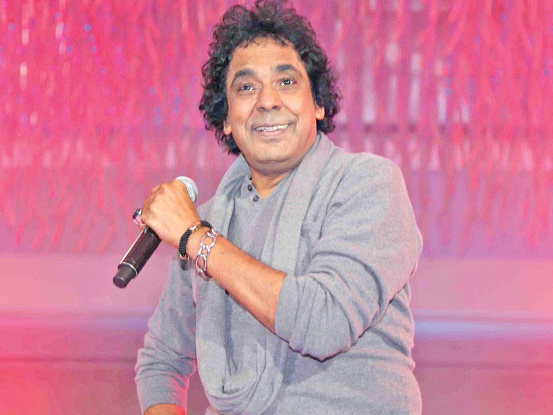 الفنان المصري محمد منير