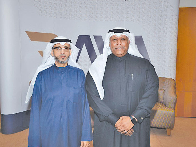 جاسم الفجي وعدنان السالم خلال المؤتمر