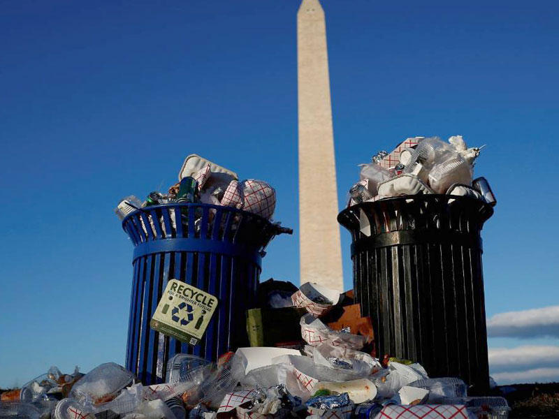 قمامة متراكمة في العاصمة واشنطن 
