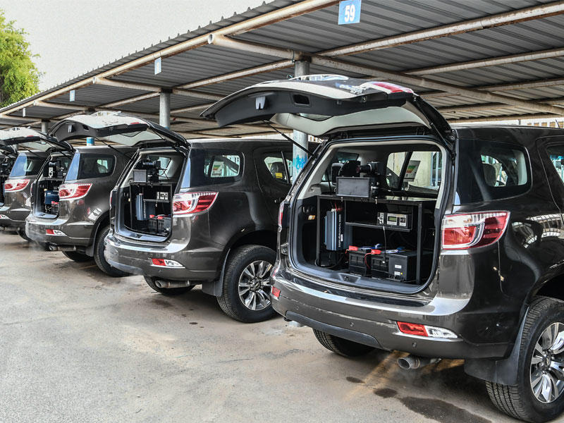 سيارات «الداخلية» المعدة لمراقبة تجاوزات السرعة