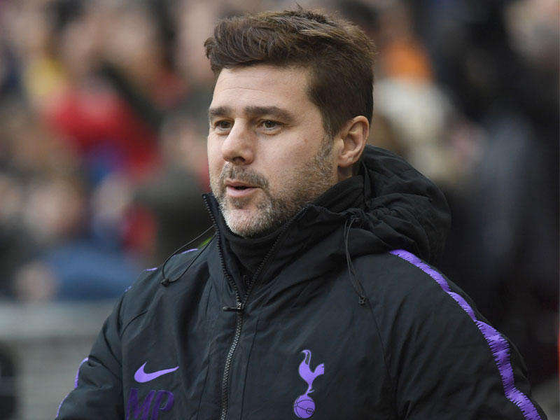 الأرجنتيني ماوريسيو بوكيتينو المدير الفني لنادي توتنهام الإنكليزي