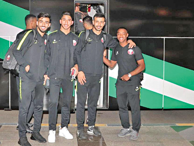 لاعبو المنتخب القطري