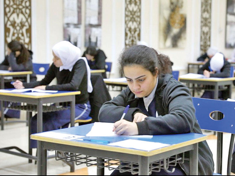 جانب من اختبارات أمس