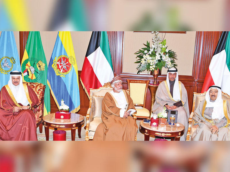 صاحب السمو مستقبلا بن علوي والزياني