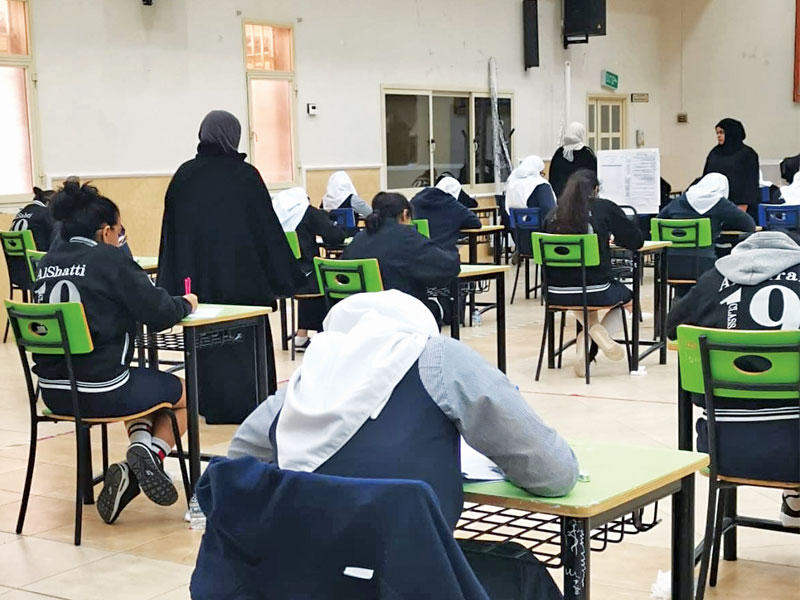 جانب من اختبارات الصف الثاني عشر