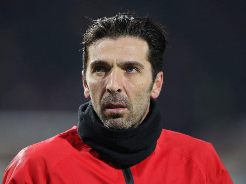 حارس المرمى الإيطالي جانلويغي بوفون