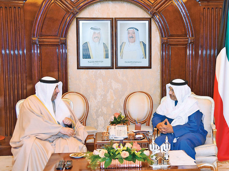 المبارك مستقبلاً رئيس المجلس البلدي 