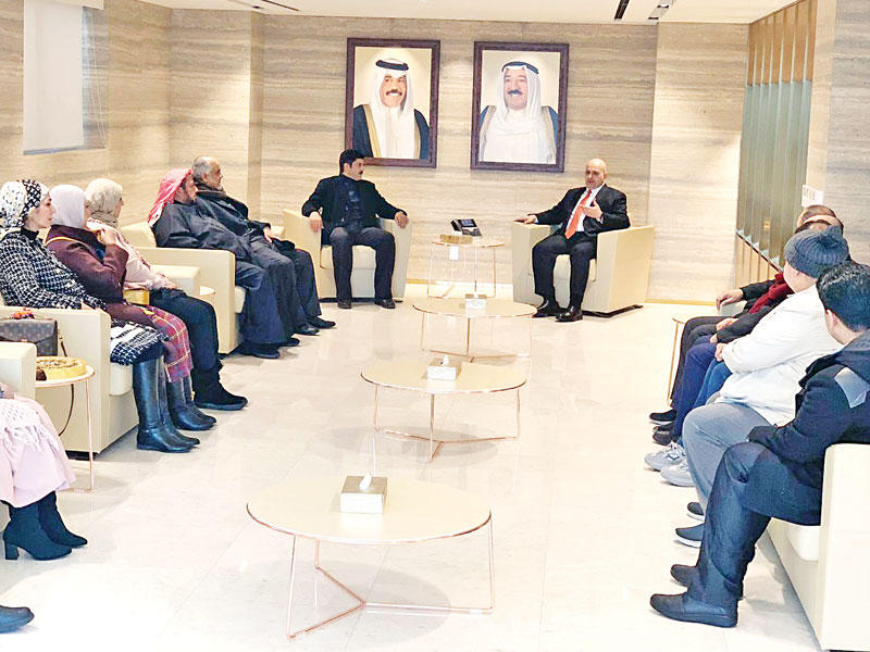  جانب من لقاء الوفد مع السفير