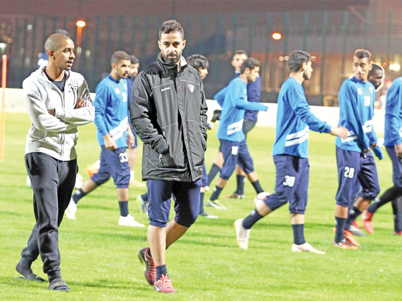 حسين فاضل مع المنتخب الأولمبي في تدريب سابق