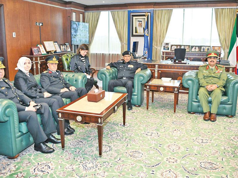 النهام خلال لقاء المسؤول التركي