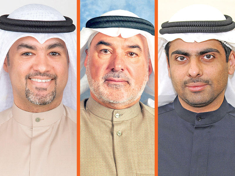 النائب رياض العدساني و النائب صالح عاشور و النائب عمر الطبطبائي