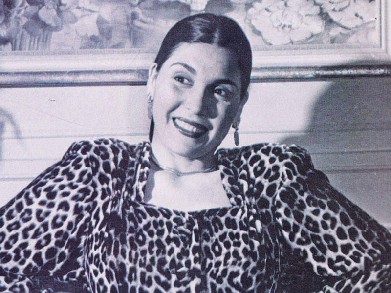 تحية كاريوكا