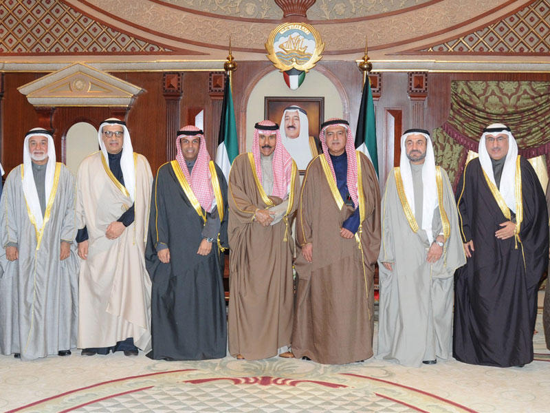 ولي العهد مستقبلاً الفاضل واعضاء مؤسسة البترول 