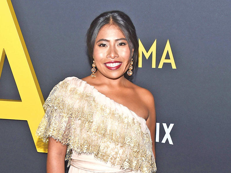 الممثلة المكسيكية ياليتزا أباريسيو