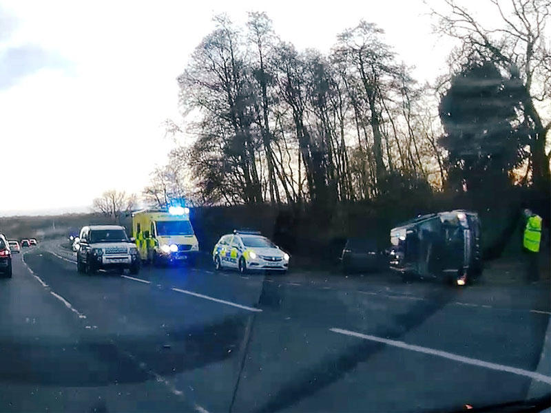 مشهد حادث سيارة الأمير فيليب على في ساندرينجهام ، نورفولك