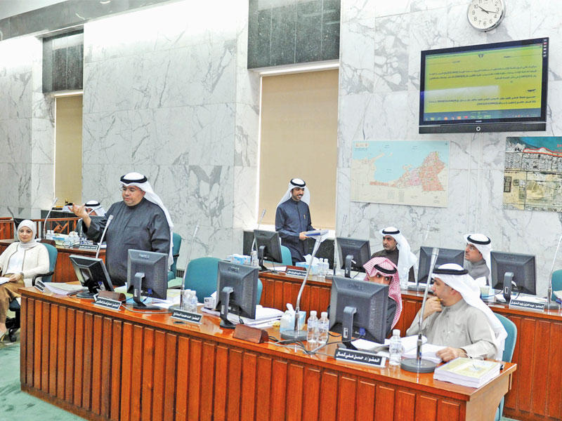 جانب من جلسة «البلدي»