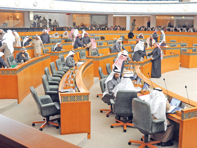 جانب من جلسة أمس   (تصوير عبدالله الخلف)