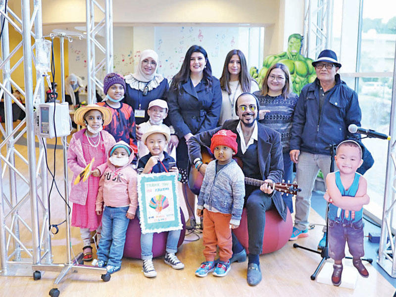 الطفل جون في ضيافة «الوطني»