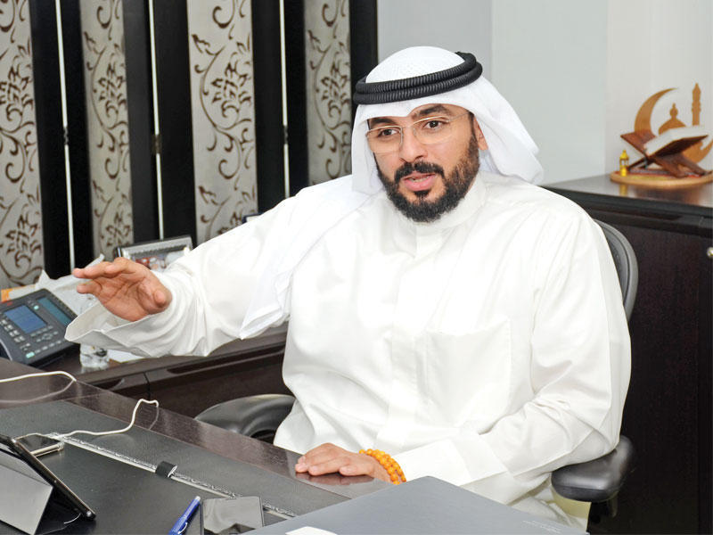 الوكيل المساعد لشؤون قطاع التعاون في وزارة الشؤون الاجتماعية، عبدالعزيز شعيب