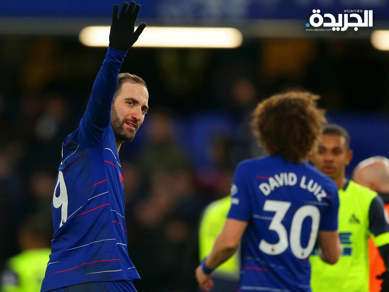 الوافد الجديد المهاجم الأرجنتيني غونزالو هيغواين