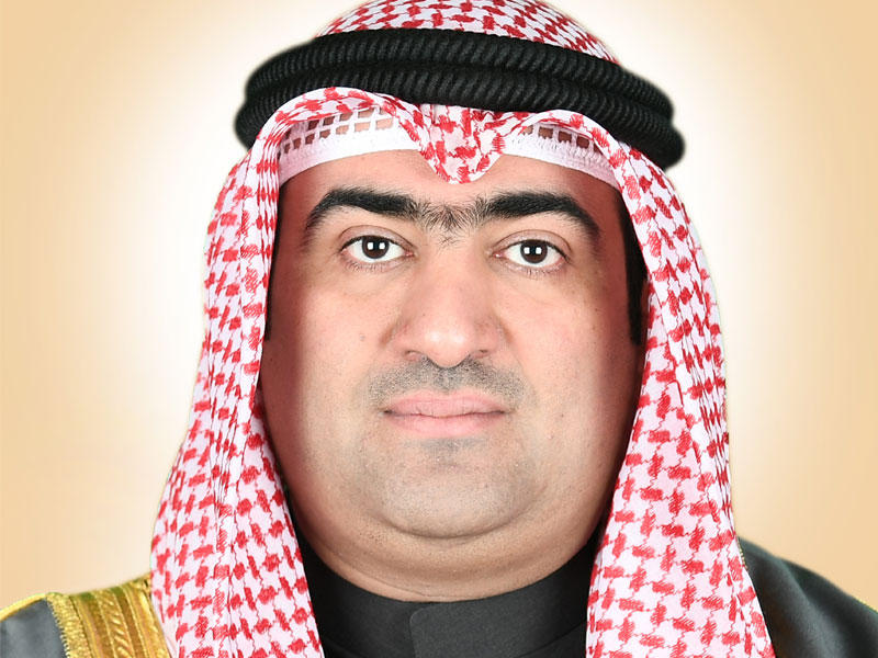 وزير التجارة والصناعة وزير الدولة لشؤون الخدمات خالد الروضان