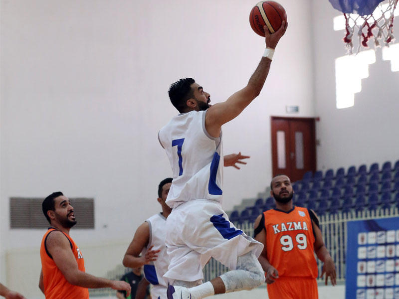 لاعب فريق نادي الجهراء لكرة السلة عبدالله الصراف