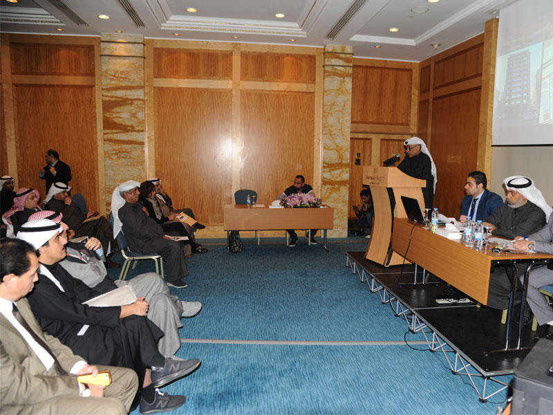 جانب من المزاد