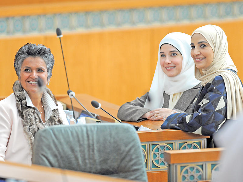 بوشهري والعقيل والهاشم