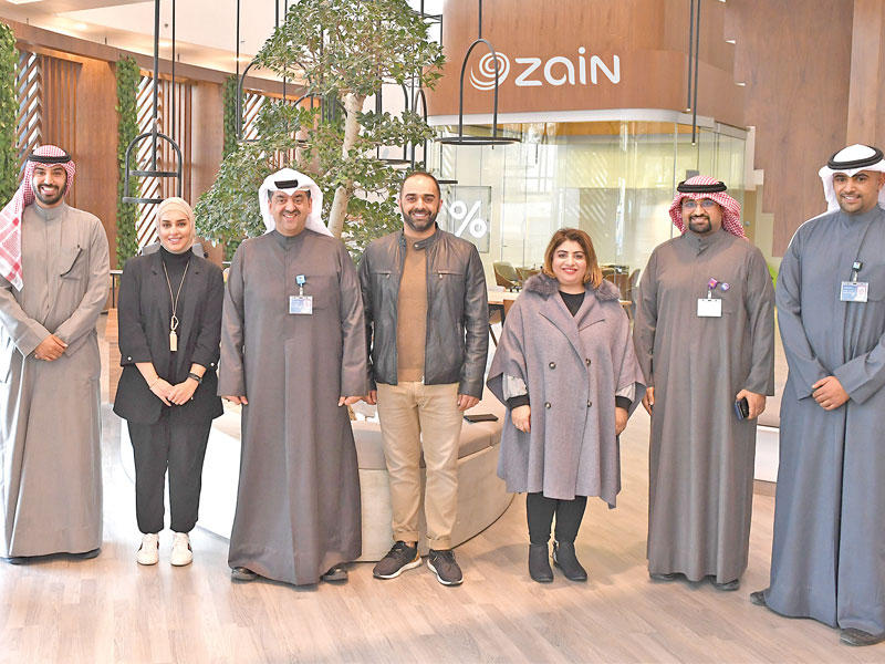 حمد العلي مع وليد الخشتي وفريقي «زين» و«حمد شو» 