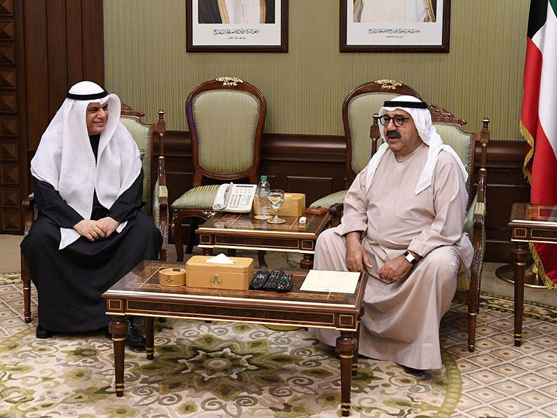 النائب الأول لرئيس مجلس الوزراء ووزير الدفاع الشيخ ناصر صباح الأحمد الصباح يستقبل رئيس وأعضاء أتحاد مصارف الكويت
