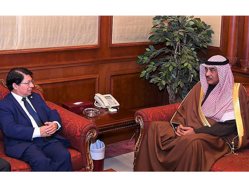 صباح خالد الحمد الصباح نائب رئيس مجلس الوزراء ووزير الخارجية لدى استقباله وزير العلاقات الخارجية بجمهورية نيكاراغوا دنيس مونكادا