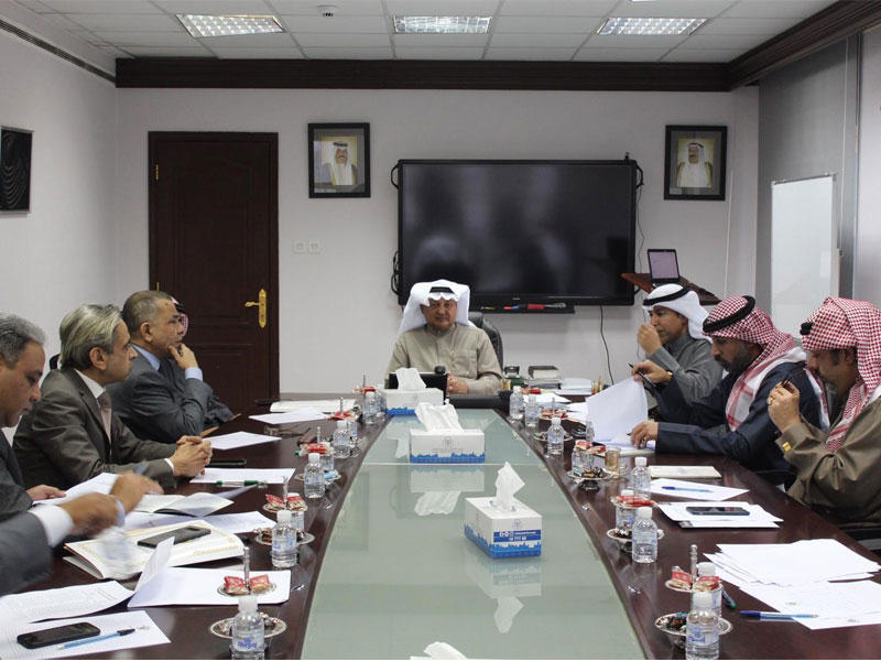 وكيل وزارة الإعلام الكويتية بالتكليف محمد العواش خلال اجتماع فريق دراسة التشريعات الإعلامية والقوانين الإعلامية المنظمة للعمل الإعلامي في كافة أدواته ومجالاته