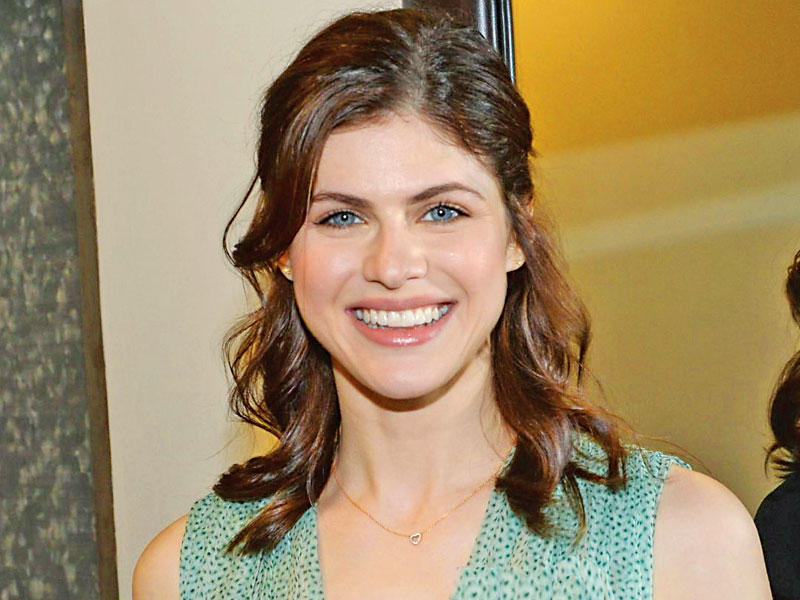 النجمة الأميركية أليكساندرا ديداريو