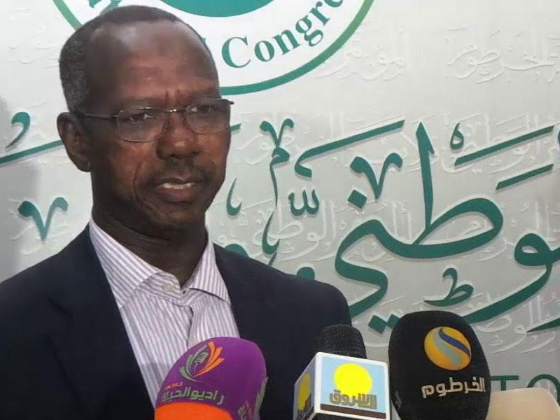 مساعد رئيس الجمهورية ونائبه لشؤون «حزب المؤتمر الوطني» الحاكم، فيصل حسن إبراهيم