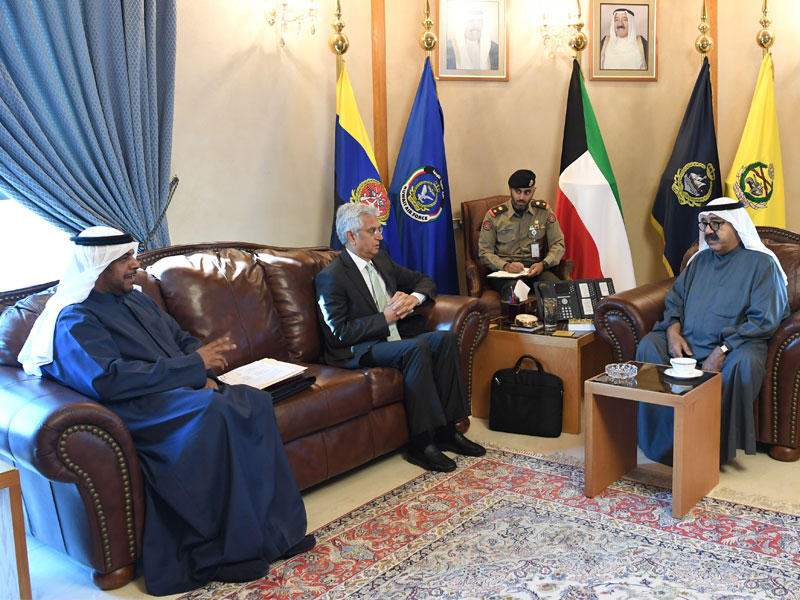 النائب الأول مستقبلاً مسؤولا من البنك الدولي‎ أمس