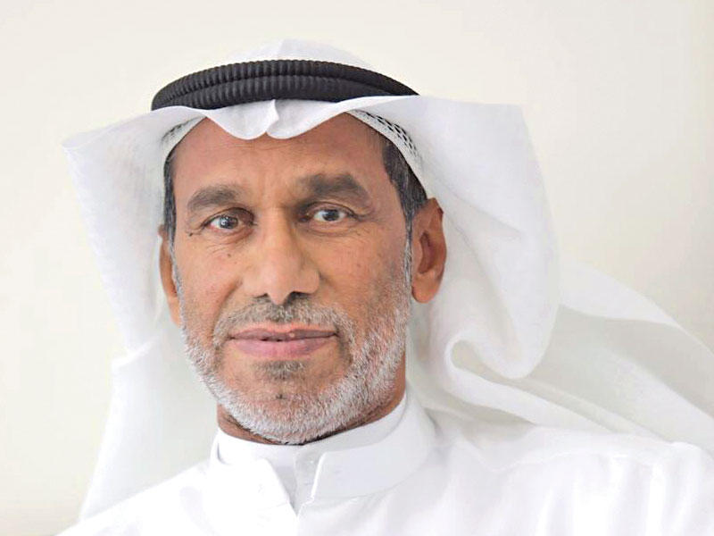 رئيس وعميد كلية القانون الكويتية العالمية د. محمد المقاطع