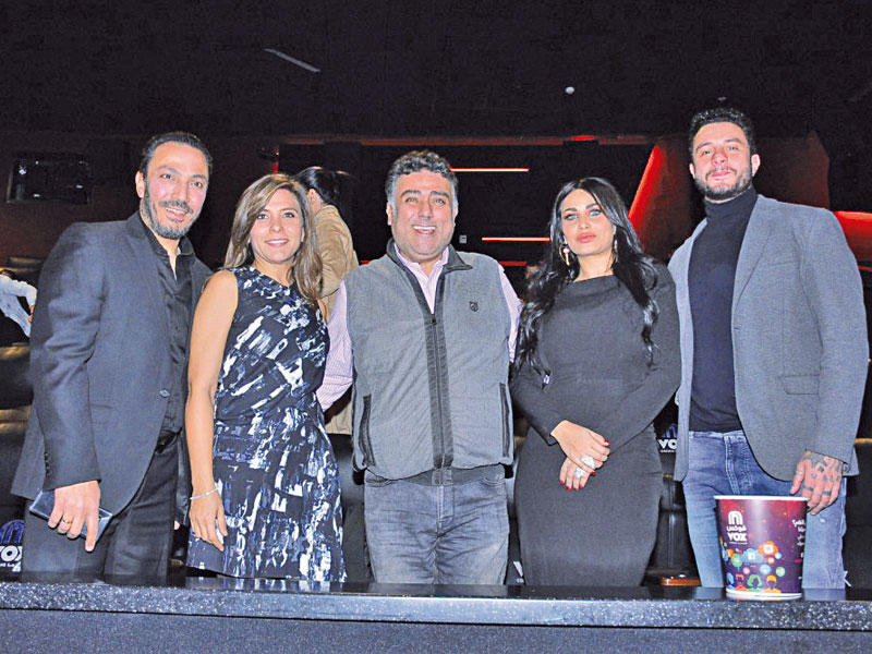 فريق عمل «122»