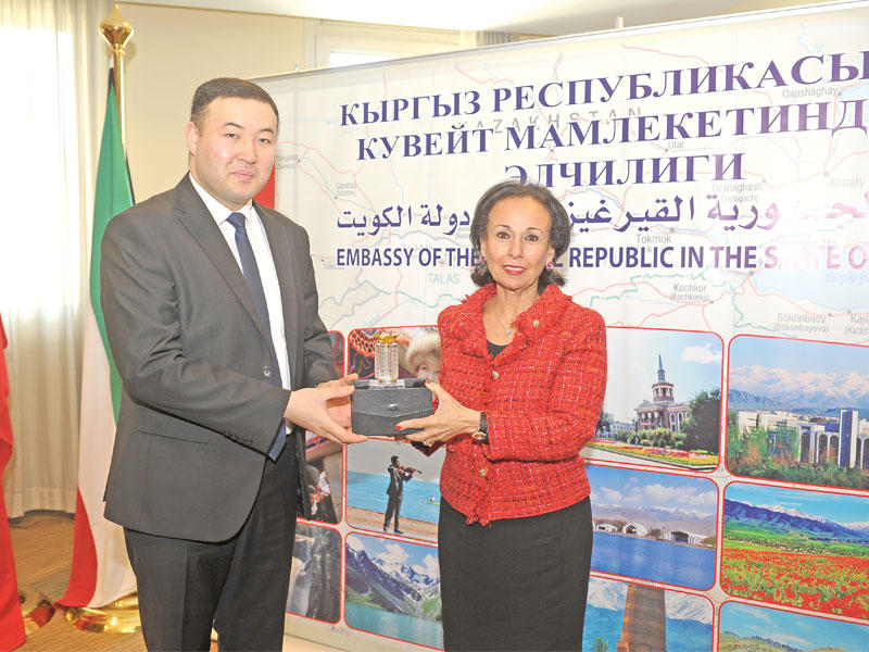 القطامي مع اديلبيك شومقاربيكn