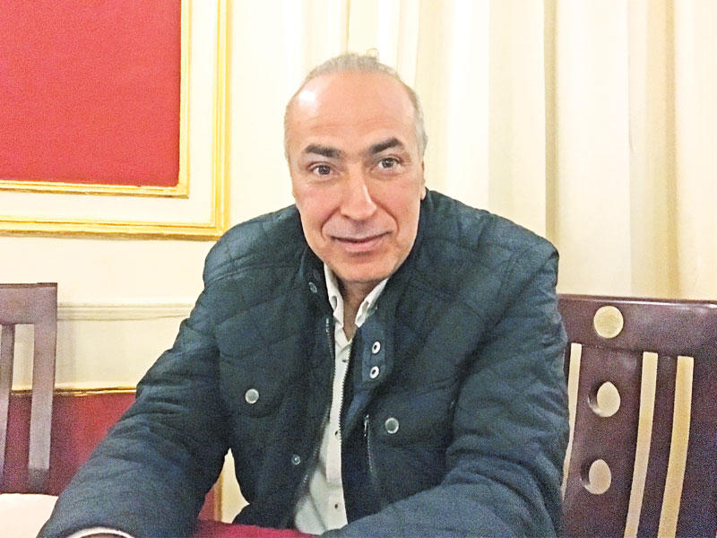 الروائي السعودي هاني نقشبندي