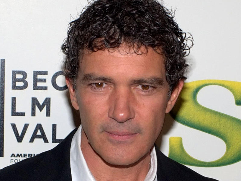 النجم الإسباني العالمي أنطونيو بانديراس