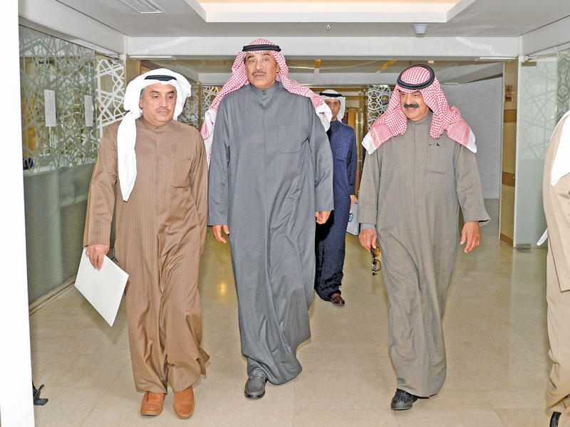 الخالد والجارالله عقب اجتماع «الخارجية البرلمانية» أمس (تصوير نوفل إبراهيم)