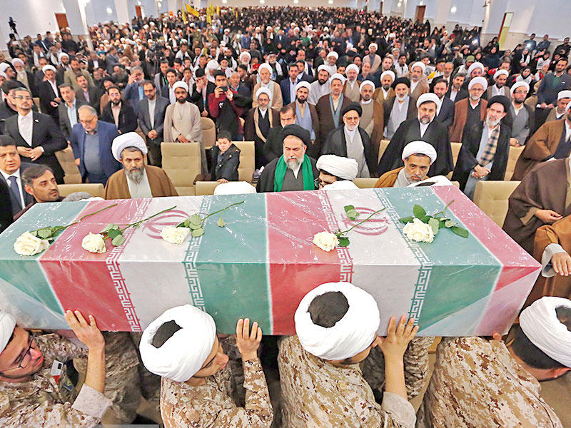 إيرانيون يؤبنون في طهران أمس قتلى سقطوا بسورية والعراق وباكستان وأفغانستان (ميزان)