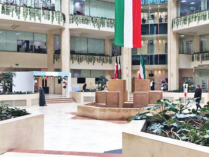 وزارة الكهرباء كما بدت أمس 