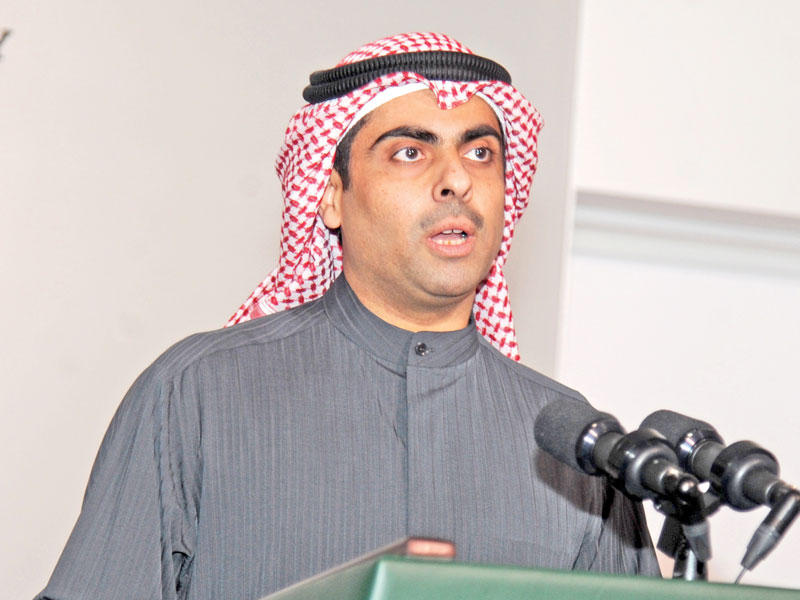 النائب رياض العدساني