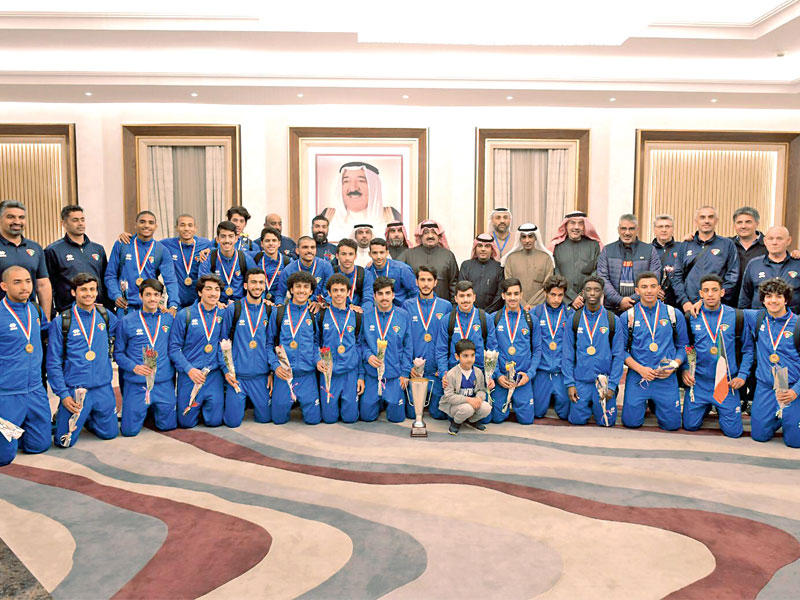 منتخب الشباب خلال استقباله أمس الأول